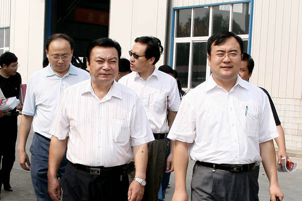 安徽省經(jīng)委副主任嚴(yán)琛 安徽省經(jīng)委副主任嚴(yán)琛